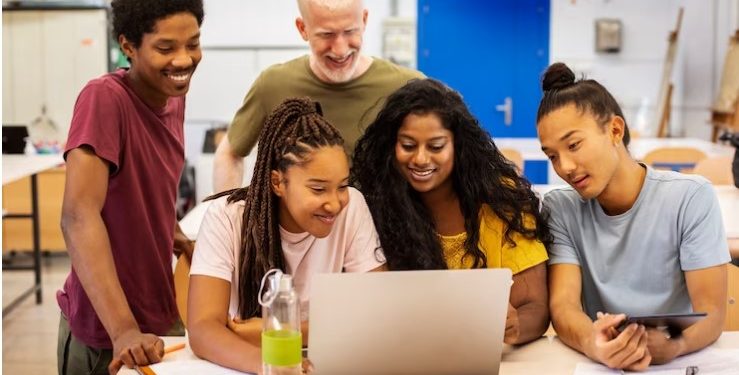 How Technology Has Revolutionized the Way We Work and Live