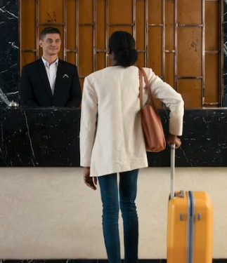 Hobart Accommodation & Tours