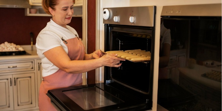 Shining Oven: Transforming Kitchens, One Sparkle at a Time
