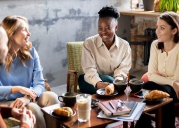 The Science of Flavor at Unplugged Cafe & Bar: Decoding Taste and Aroma