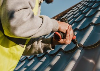 4 Reasons Why Annual Roof Maintenance Important