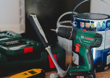 DIY vs. Handyman Services: When to Call in the Pros