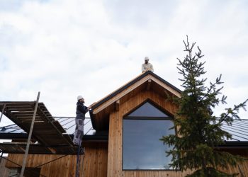 How Seasonal Changes Stress Roofing Systems Over Time